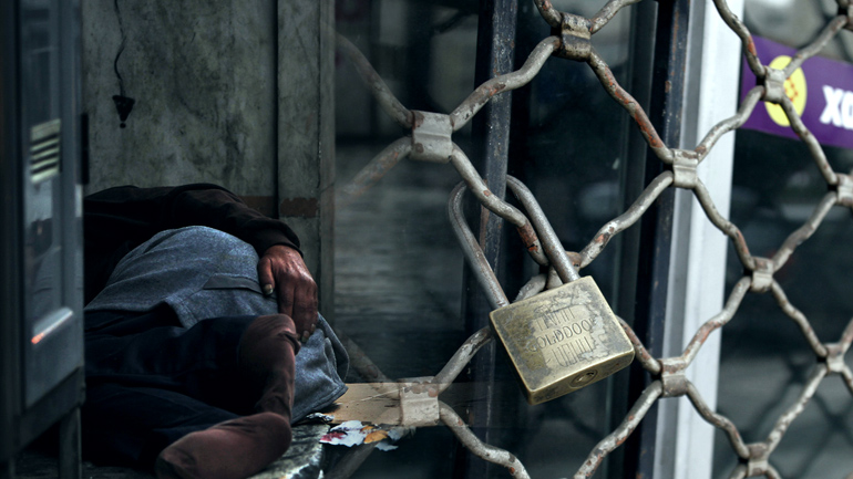 Έκαναν τη μύγα ξύγκι