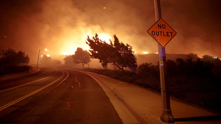 ΗΠΑ: Αυξήθηκε ο αριθμός των νεκρών από τις πυρκαγιές στην Καλιφόρνια