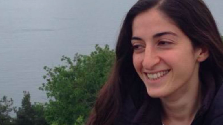 Τουρκία: Στη φυλακή παραμένει δημοσιογράφος, Γερμανίδα τουρκικής καταγωγής, που δικάζεται για τρομοκρατία