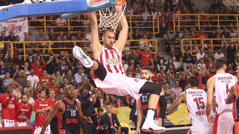 Με το δεξί ο Ολυμπιακός στην Ευρωλίγκα, 75-64 τη Μπασκόνια