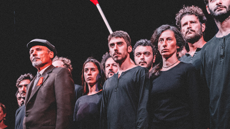 «Ρωσική Επανάσταση» του Τσέζαρις Γκραουζίνις στο Βασιλικό Θέατρο