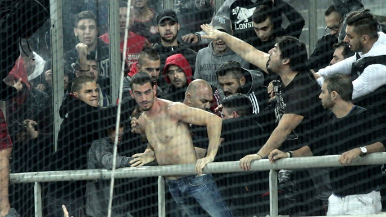 Νέα προσαγωγή για τα επεισοδία στο Καραϊσκάκη Νέα προσαγωγή για τα επεισοδία στο Καραϊσκάκη