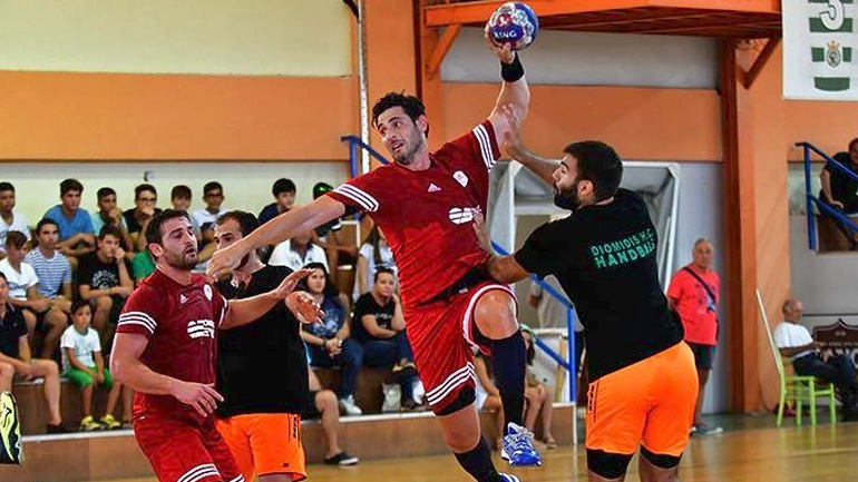 «Κόκκινο» το ντέρμπι του χάντμπολ