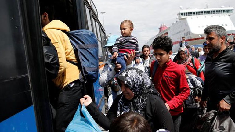 Μετεγκατάσταση προσφύγων από την Ελλάδα στη Γαλλία