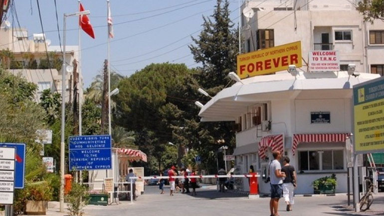 Αστυνομικός κατηγορείται για τον ξυλοδαρμό Τούρκου στο οδόφραγμα του Λήδρα Πάλας