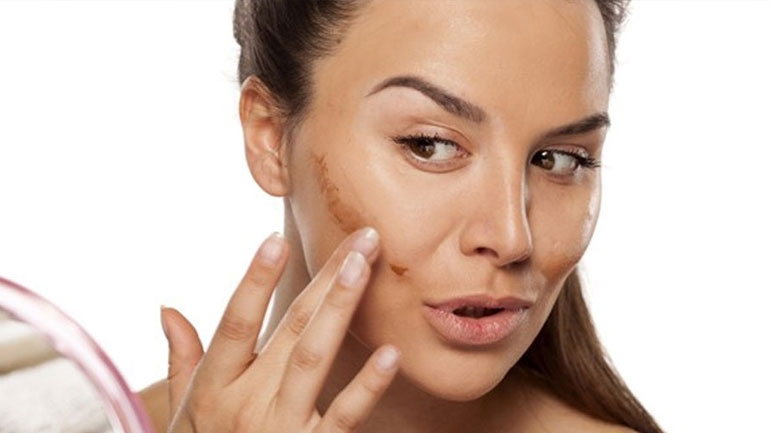 Πώς να κάνεις το foundation να μην ξεχωρίζει από το δέρμα σου;