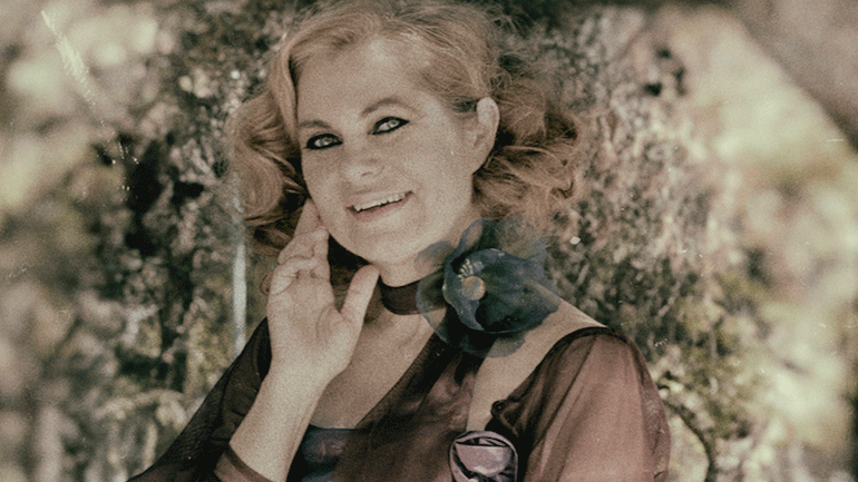 «Ο Γιος μου Νικόλαος Μάντζαρος» στο θέατρο Vault