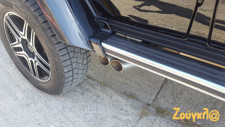 Εξατμίσεις στο πλάι...