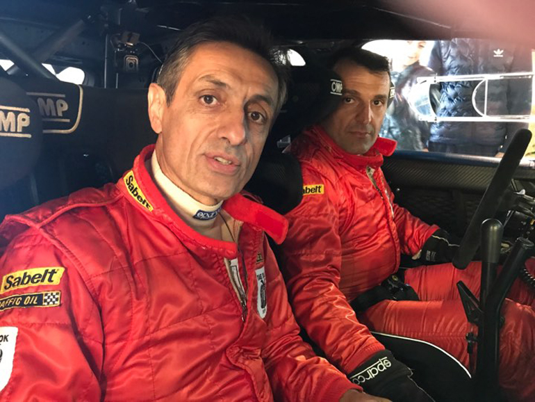 Δίδυμο... φωτιά οι Τσολακίδης και Δημου (αριστερά)