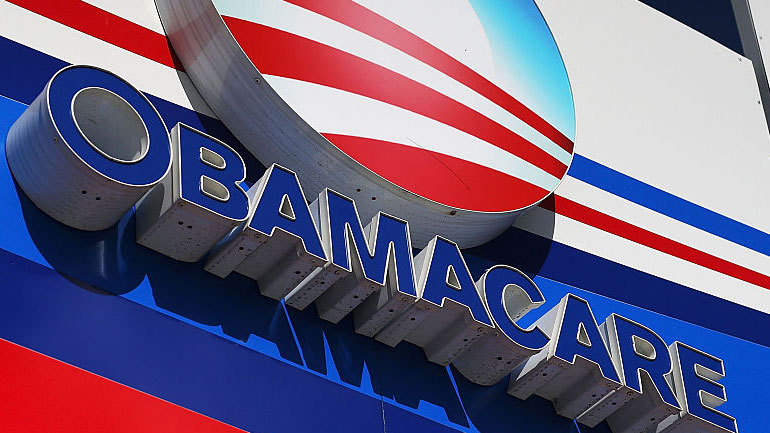 Τραμπ: Το Obamacare έχει πεθάνει