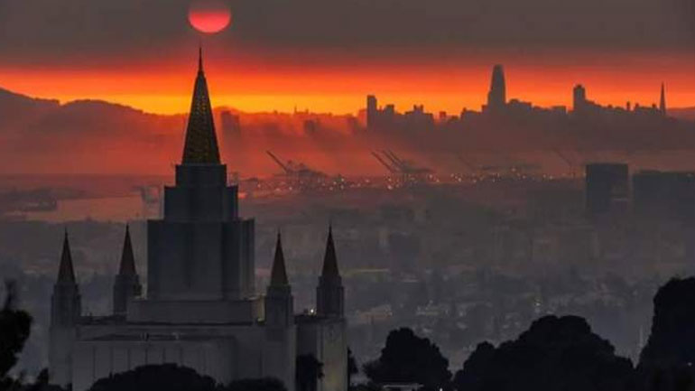 ΗΠΑ: Συνεχίζεται η μάχη με τις φλόγες στην Καλιφόρνια – Φόβοι για αύξηση του αριθμού των νεκρών