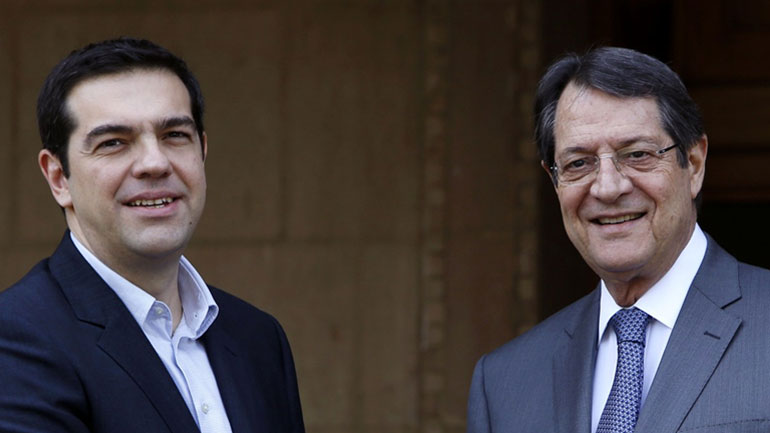 Τηλεφωνική συνομιλία Αναστασιάδη-Τσίπρα εν όψει της συνάντησης με τον Τραμπ