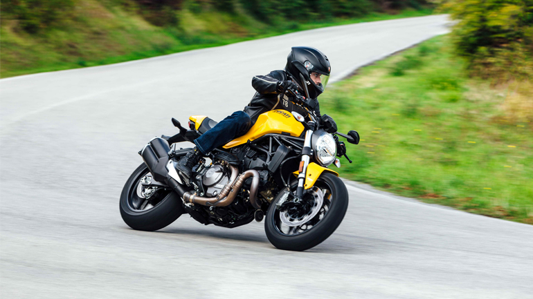 Ducati Monster 821: Για τα 25 χρόνια του… 900