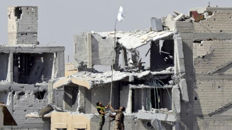 Έπεσε η Ράκα, η μέχρι πρότινος άτυπη πρωτεύουσα των τζιχαντιστών