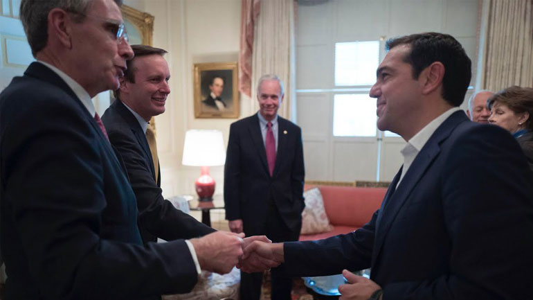 Συνάντηση Τσίπρα με μέλη της επιτροπής Εξωτερικών Υποθέσεων της Αμερικανικής Γερουσίας