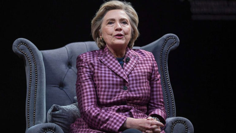 Χίλαρι Κλίντον: «Δεν υπάρχει λόγος να είμαστε πολεμοχαρείς και επιθετικοί απέναντι στη Βόρεια Κορέα»
