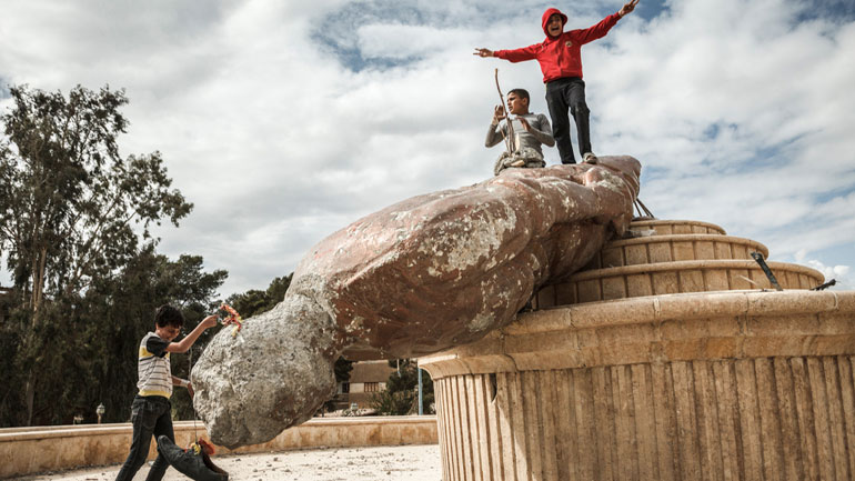 Γαλλία: «Θαυμάσια είδηση» η απελευθέρωση της Ράκας για την κυβέρνηση