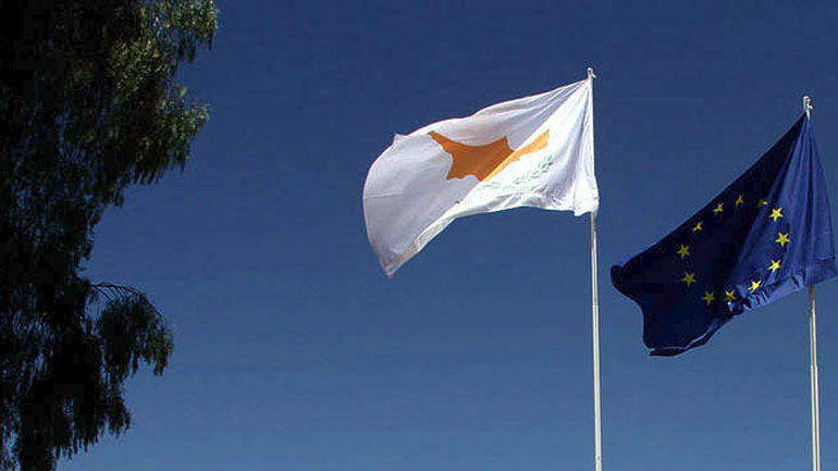 Γενικός Εισαγγελέας: Υπάρχουν πολιτικές ευθύνες για την κατάρρευση της κυπριακής οικονομίας