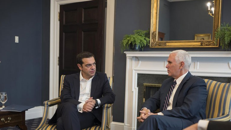 Ολοκληρώθηκε το τετ- α- τετ Τσίπρα- Πενς