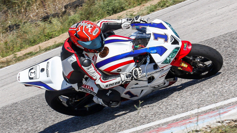 Μιχάλης Κουτσουμπός: Πρωταθλητής για 7η φορά, πάντα στη σέλα μιας Honda!