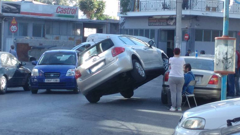 Αυτά συμβαίνουν στην Ελλάδα… Αυτά συμβαίνουν στην Ελλάδα…