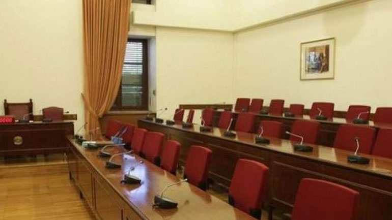 Παράταση αποφάσισε η εξεταστική επιτροπή που διερευνά τα σκάνδαλα στο χώρο της Υγείας