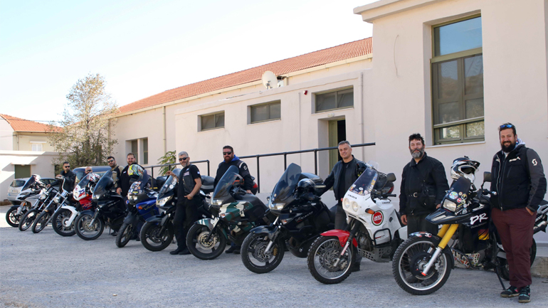 Κρήτες μοτοσυκλετιστές: Πάνω από όλα άνθρωποι! Κρήτες μοτοσυκλετιστές: Πάνω από όλα άνθρωποι!