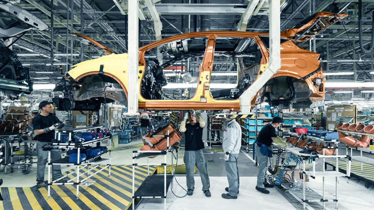 10.000 άνθρωποι στη Ρωσία έκαναν αίτηση για δουλειά στη Nissan