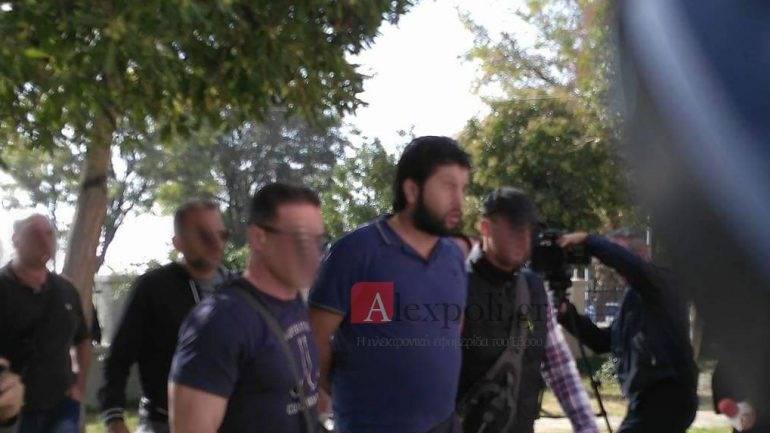 «Ήταν τρεις μήνες μέλος του Ισλαμικού Κράτους» λέει η σύζυγος του ατόμου που συνελήφθη στην Αλεξανδρούπολη