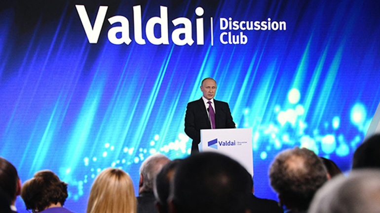 Ο Πούτιν κατηγορεί τις ΗΠΑ για αθέτηση πυρηνικών συνθηκών