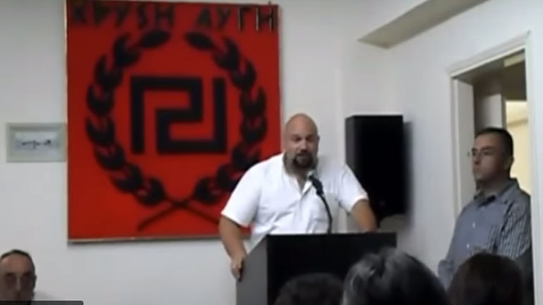 Όταν ο Παναγιώταρος προαναγγέλλει την επίθεση της ΧΑ κατά των συνδικαλιστών του ΠΑΜΕ στο Πέραμα