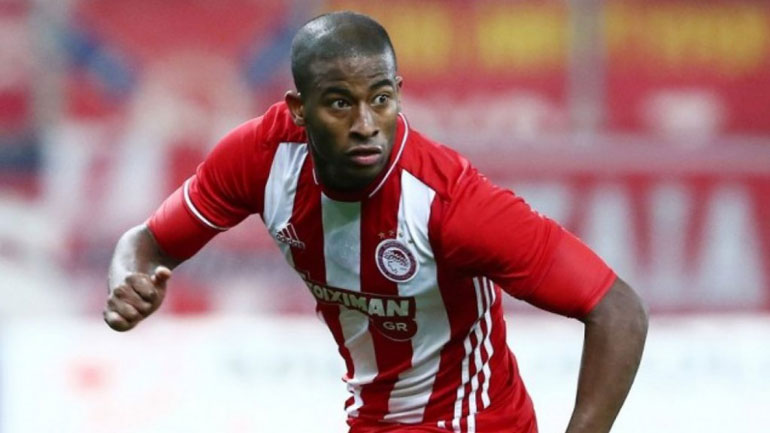 Χειρουργήθηκε με επιτυχία ο Σεμπά, θα επανέλθει σε έναν μήνα