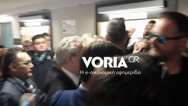 Ένταση στα δικαστήρια της Θεσσαλονίκης κατά την επίσκεψη του υπουργού Δικαιοσύνης