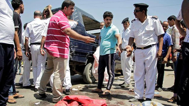 Αίγυπτος: Τουλάχιστον 35 αστυνομικοί και στρατιώτες σκοτώθηκαν σε μάχη με ισλαμιστές