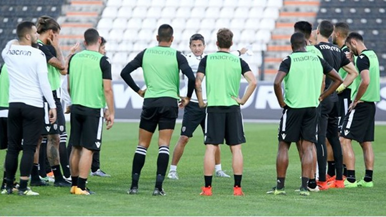 Μανία Λουτσέσκου με τα βίντεο του Ολυμπιακού