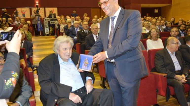 Σε θέατρο «Μίκης Θεοδωράκης» ονομάστηκε το πολύκεντρο πολιτισμού που στεγάζεται στο παλιό Τελωνείο Χανίων