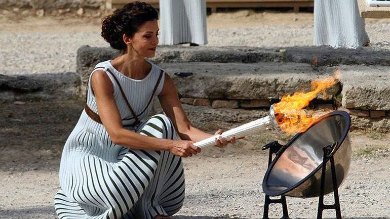 Ανάβει η Φλόγα στην Αρχαία Ολυμπία