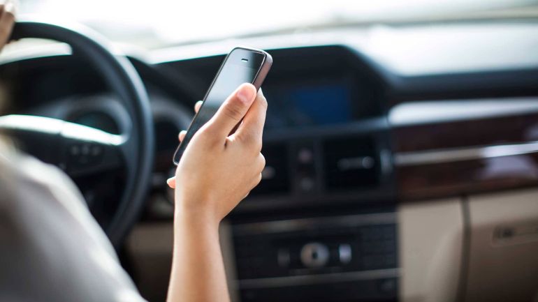 Tα smartphones ευθύνονται για τα τροχαία δυστυχήματα;