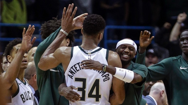Παίκτης της εβδομάδας στο ΝΒΑ ο Αντετοκούνμπο