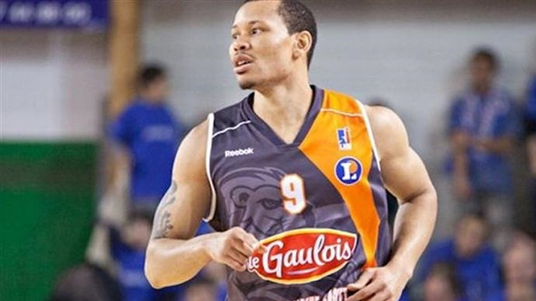 Ετοιμάζει «βόμβα» με Άλεξ Άκερ ο Απόλλων Πάτρας