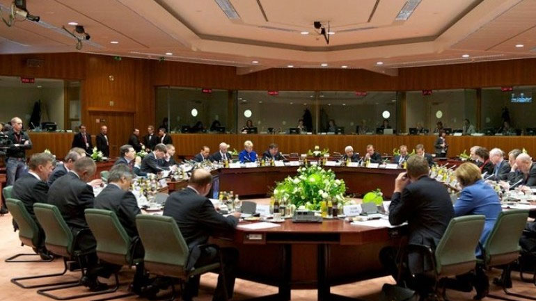 Θετική η εισήγηση των θεσμών για την εκταμίευση των 800 εκατ.  της υποδόσης