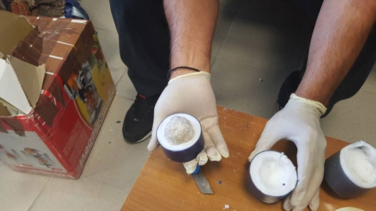 Κρήτη: Έκρυβαν την ηρωίνη μέσα σε κεριά