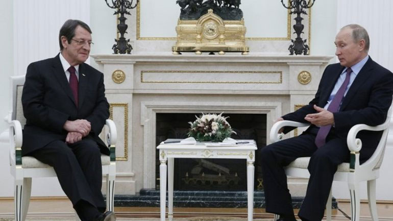 «Η Ρωσία είναι δεσμευμένη για δίκαιη λύση του Κυπριακού» είπε ο Βλ. Πούτιν στον Ν. Αναστασιάδη