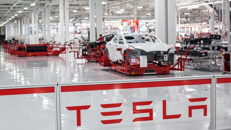 Η Tesla θα κατασκευάζει αυτοκίνητα και στην Κίνα Η Tesla θα κατασκευάζει αυτοκίνητα και στην Κίνα