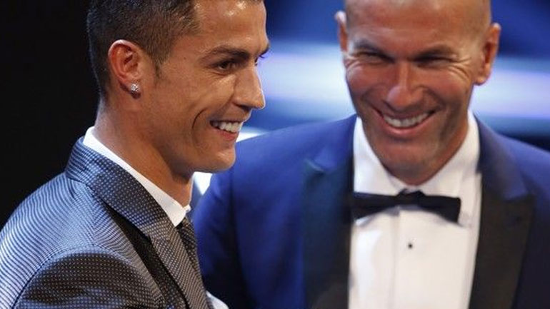 Οι επιλογές-έκπληξη του Σκίμπε στα βραβεία The Best