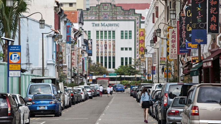 Μειώνεται ο αριθμός των οχημάτων στους δρόμους της Σιγκαπούρης