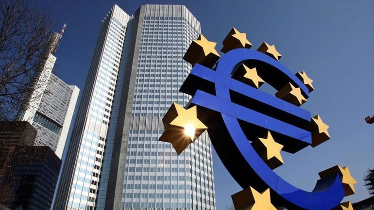 ΕΚΤ: Πιο χαλαρά τα κριτήρια δανεισμού νοικοκυριών στην Ευρωζώνη το τρίτο τρίμηνο 2017