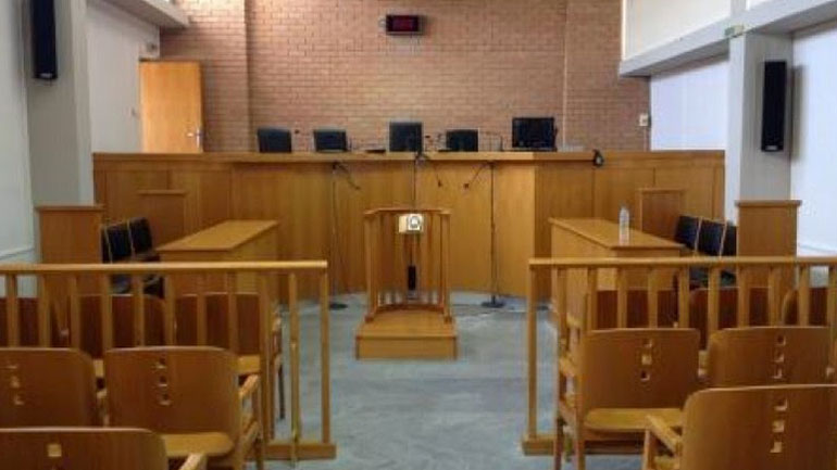 Φάρσα το τηλεφώνημα για βόμβα στο Πρωτοδικείο Λιβαδειάς Φάρσα το τηλεφώνημα για βόμβα στο Πρωτοδικείο Λιβαδειάς