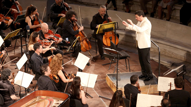 Η Καμεράτα πάει με…Τρένο στο Ρουφ