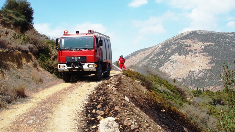 H Goodyear έκανε δωρεά ελαστικών στο Πυροσβεστικό Σώμα